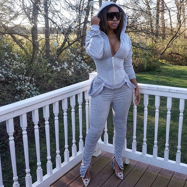 autumn winter two piece tracksuits for women 2021 hoodie zipper fall sweatsuits for women set joggers 2 piece stacked pants set, Black;white
autumn winter two piece tracksuits for women 2021 hoodie zipper fall sweatsuits for women set joggers 2 piece stacked pants set, Black;white