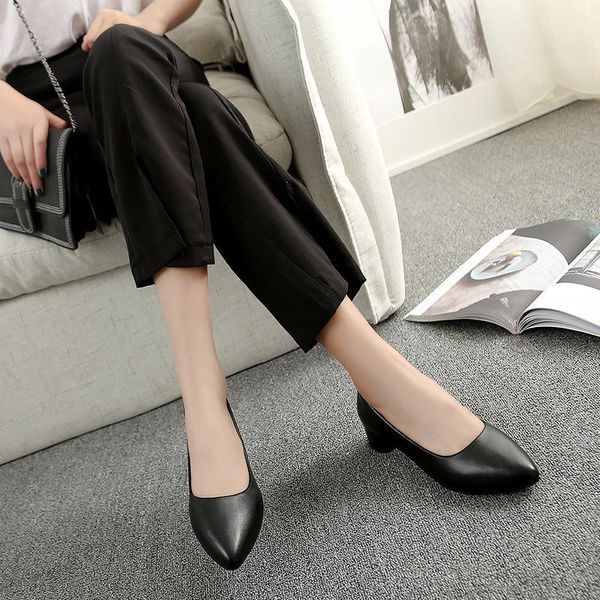 dress shoes net red girl with heels work interview professional black 2021 spring women's
dress shoes net red girl with heels work interview professional black 2021 spring women's