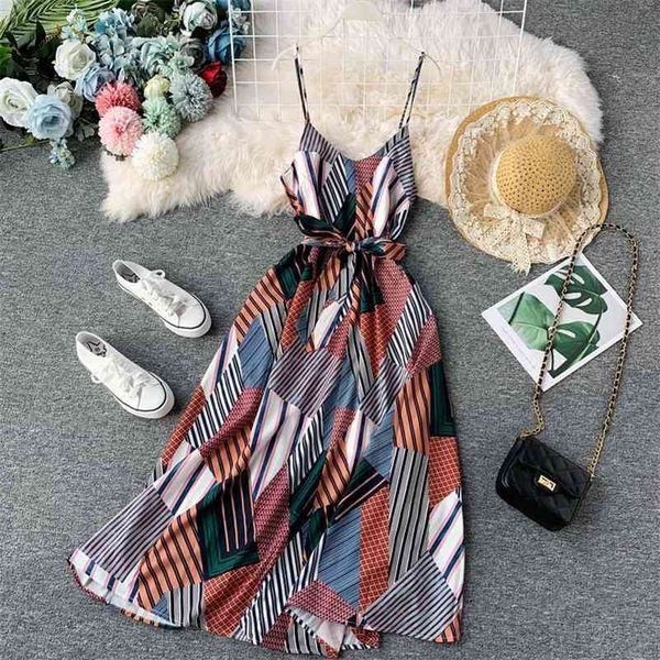 women retro print chiffon dress new summer spaghetti strap v-neck beach dresses lady boho with belt long robe vestido 210323, Black;gray
women retro print chiffon dress new summer spaghetti strap v-neck beach dresses lady boho with belt long robe vestido 210323, Black;gray