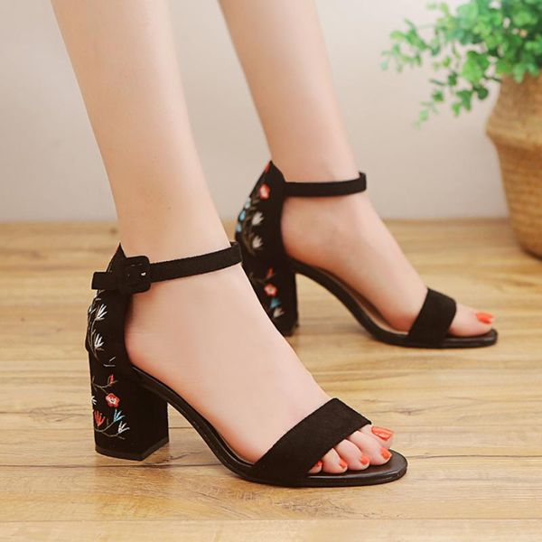 dress shoes 2021 sandalias femeninas high heels autumn flock pointed sandals female summer mujer, Black
dress shoes 2021 sandalias femeninas high heels autumn flock pointed sandals female summer mujer, Black