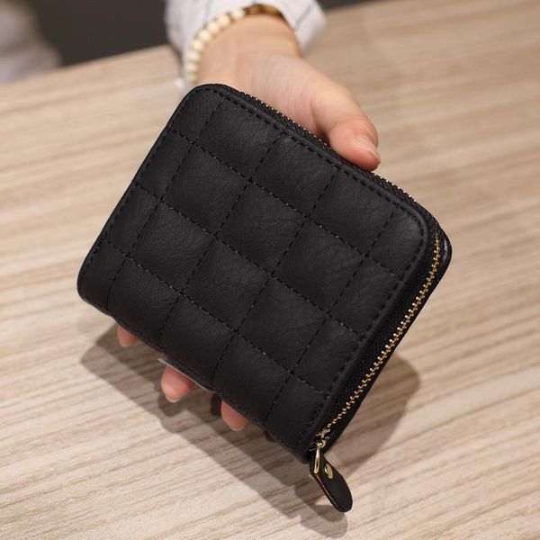 pu leather women wallets plaid short wallet frosted card holder fashion woman small zip coin purse, Red;black
pu leather women wallets plaid short wallet frosted card holder fashion woman small zip coin purse, Red;black