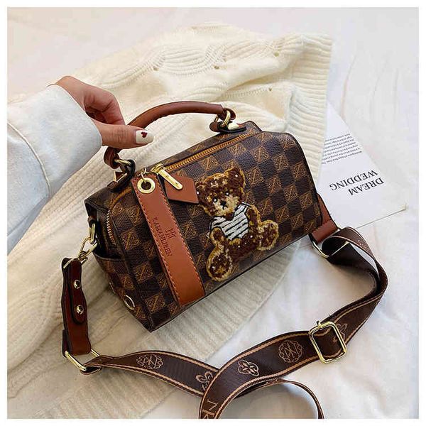 2022 factory wholesale little boston bag women's diagonal cross bag fashion versatile one shoulder handbag
2022 factory wholesale little boston bag women's diagonal cross bag fashion versatile one shoulder handbag