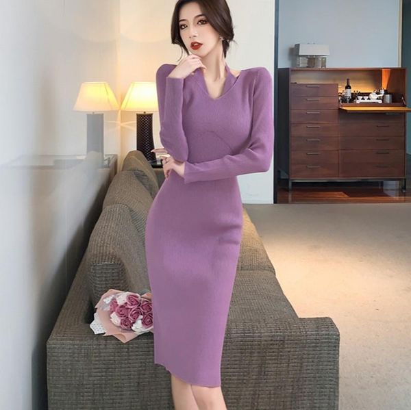 casual dresses 2021 autumn winter tight-fitting knitted dress female v-neck pullover vintage elegant knit, Black;gray
casual dresses 2021 autumn winter tight-fitting knitted dress female v-neck pullover vintage elegant knit, Black;gray
