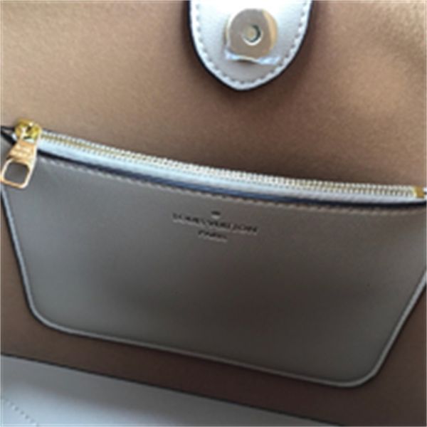 brand designer luxury yog0 m53188 presbyopia handbag white women handbags iconic bags handles shoulder bags totes cross body bag clutche, Red;black
brand designer luxury yog0 m53188 presbyopia handbag white women handbags iconic bags handles shoulder bags totes cross body bag clutche, Red;black