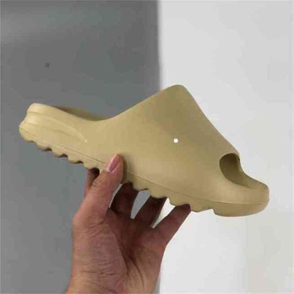 yeesy slide foam bone black green fashion sports slippers white khaki men women indoor outdoor sandal basketball shoes football sneakers siz
yeesy slide foam bone black green fashion sports slippers white khaki men women indoor outdoor sandal basketball shoes football sneakers siz