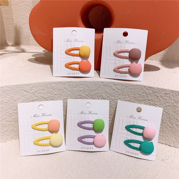 2 pcs new korea fashion sweet girl children's fabric hairpins headdress simple cute colorful cat button bb clip hair accessories, Slivery;white
2 pcs new korea fashion sweet girl children's fabric hairpins headdress simple cute colorful cat button bb clip hair accessories, Slivery;white