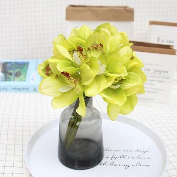 decorative flowers & wreaths 12 pcs/bouquet artificial silk flower diy fake bouquet home wedding decoration props arrangement accessories
decorative flowers & wreaths 12 pcs/bouquet artificial silk flower diy fake bouquet home wedding decoration props arrangement accessories