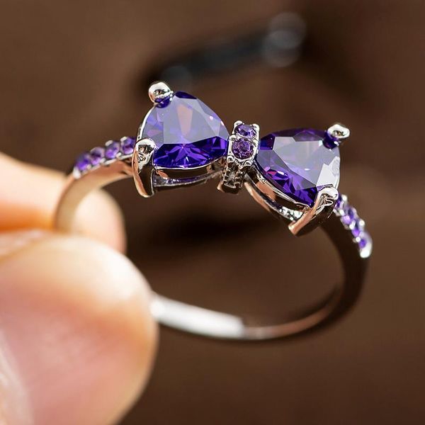 cluster rings 2021 purple zircon wedding for women charm luxury crystal bow engagement fashion jewelry girls party gift, Golden;silver
cluster rings 2021 purple zircon wedding for women charm luxury crystal bow engagement fashion jewelry girls party gift, Golden;silver