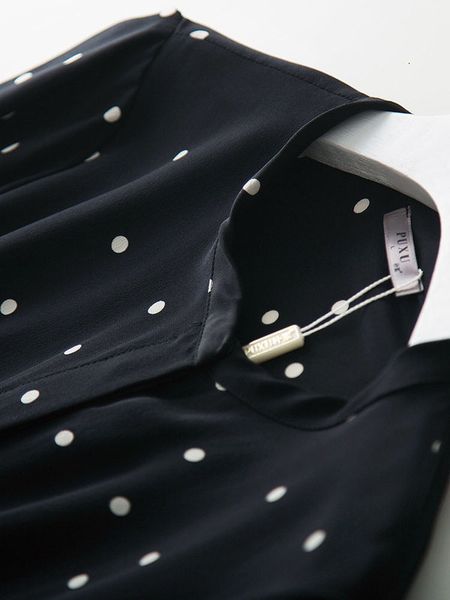 dress 16 / stone washed silk black dots fog light polka dot female 2021 fashion, Black;gray
dress 16 / stone washed silk black dots fog light polka dot female 2021 fashion, Black;gray
