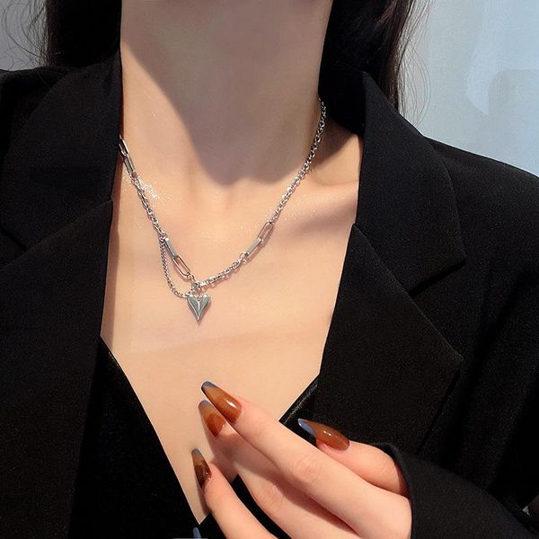 pendant necklaces fasion love titanium steel necklace for women silver color splicing choker clavicle chain jewelry gift
pendant necklaces fasion love titanium steel necklace for women silver color splicing choker clavicle chain jewelry gift