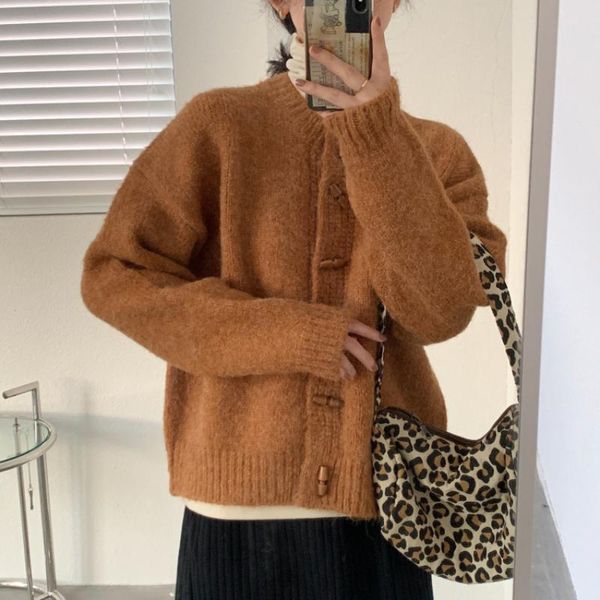 women's knits & tees autumn 2021 women knitted sweater coat korean style loose o-neck long sleeve black female casual cardigan buttons, White
women's knits & tees autumn 2021 women knitted sweater coat korean style loose o-neck long sleeve black female casual cardigan buttons, White