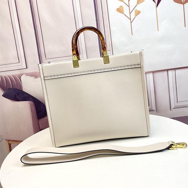 evening bags 100% cowhide fashion women's handle roman alphabet handbags gold metal products shoulder strap clutch
evening bags 100% cowhide fashion women's handle roman alphabet handbags gold metal products shoulder strap clutch