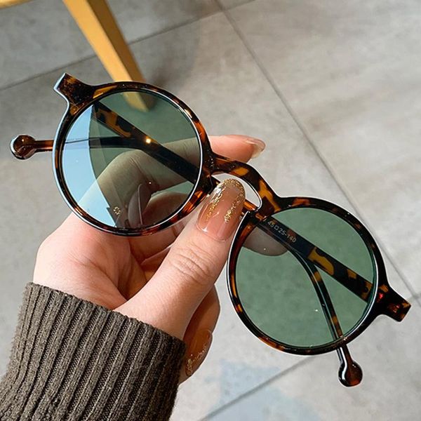 fashion round sunglasses women classic vintage punk sun glasses for men driving etewear leopard black shades, White;black
fashion round sunglasses women classic vintage punk sun glasses for men driving etewear leopard black shades, White;black