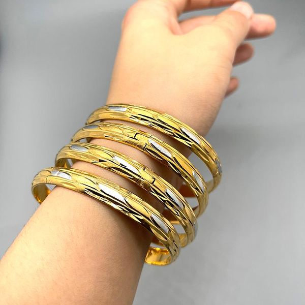 bangle 4pcs/lot dubai ethiopian wedding bracelets classic african gift gold silver color bangles two-tones bracelet for women, Black
bangle 4pcs/lot dubai ethiopian wedding bracelets classic african gift gold silver color bangles two-tones bracelet for women, Black