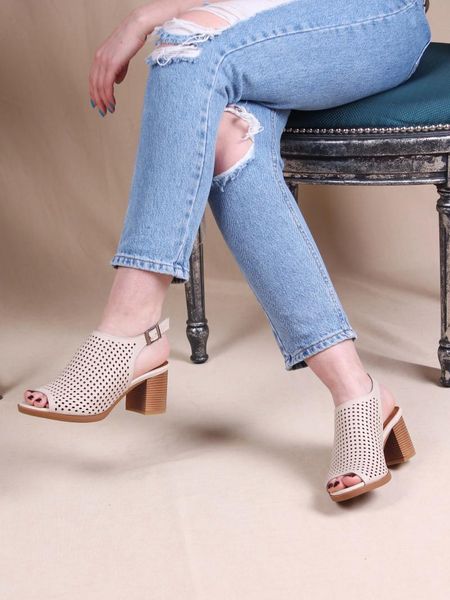 women beige casual low-heeled shoes 2021 summer season dress, Black
women beige casual low-heeled shoes 2021 summer season dress, Black