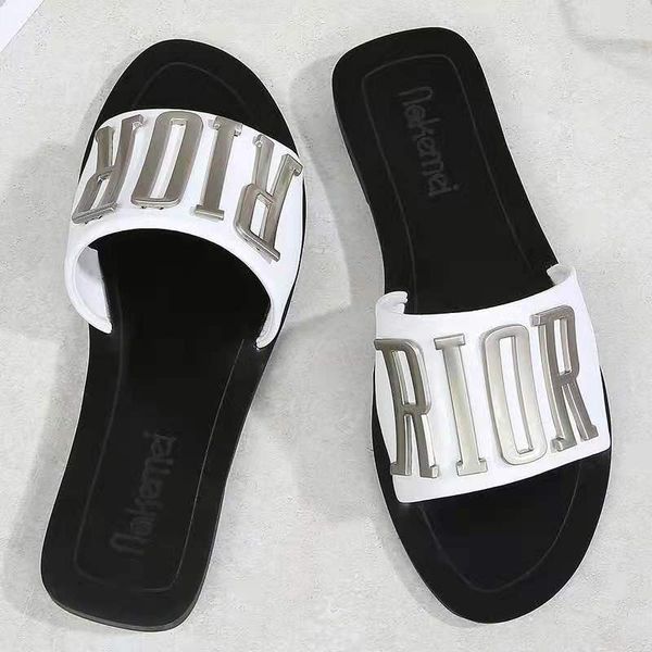 slipper women's 2021 new line with metal button slippers letter flat bottom wear beach sandals women's shoeszly, Black
slipper women's 2021 new line with metal button slippers letter flat bottom wear beach sandals women's shoeszly, Black