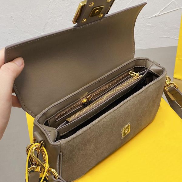 evening bags luxury handbags women designer baguette shoulder bag fashion crossbody wholesale corduroy
evening bags luxury handbags women designer baguette shoulder bag fashion crossbody wholesale corduroy