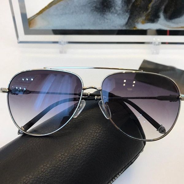 sunglasses oval gold metal frame men's slam gradient brown lens fashion personality women's glasses anti uv400, White;black
sunglasses oval gold metal frame men's slam gradient brown lens fashion personality women's glasses anti uv400, White;black