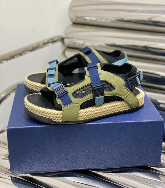 black suede and mesh fabric mixed matched printed sandals nylon straps men beach daddy 21ss model sports
black suede and mesh fabric mixed matched printed sandals nylon straps men beach daddy 21ss model sports