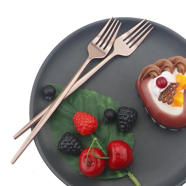 flatware sets 4/6/8pcs rose dessert fork set colourful long handle mirror cutlery stainless steel tableware kitchen accessories
flatware sets 4/6/8pcs rose dessert fork set colourful long handle mirror cutlery stainless steel tableware kitchen accessories