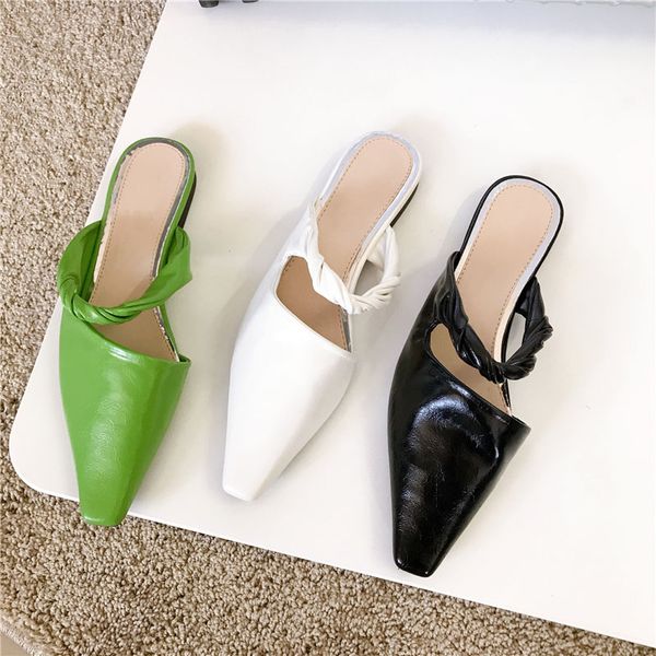 2021 Women Slippers New Flat Heel Slides Mules Shoes For Woman Pointed Toe Female Slip On Slippers Elegant Ladies Flats Shoes, Black
2021 Women Slippers New Flat Heel Slides Mules Shoes For Woman Pointed Toe Female Slip On Slippers Elegant Ladies Flats Shoes, Black