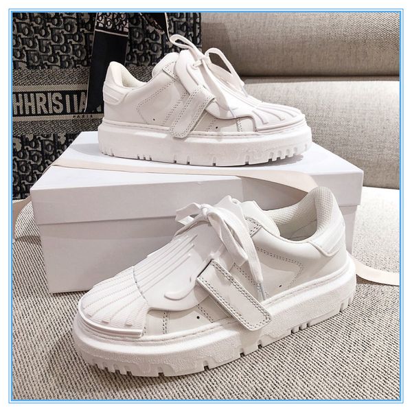 2021 new arrival italy luxury casual shoes women low flat shoes real leather 3 colors women shoes designer sneakers trainers, Black
2021 new arrival italy luxury casual shoes women low flat shoes real leather 3 colors women shoes designer sneakers trainers, Black