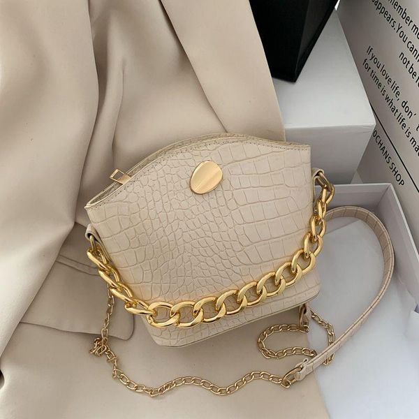 waist bags metal chain women shoulder bag simple small 2021 trend handbags messenger classical ladies pu leather female
waist bags metal chain women shoulder bag simple small 2021 trend handbags messenger classical ladies pu leather female