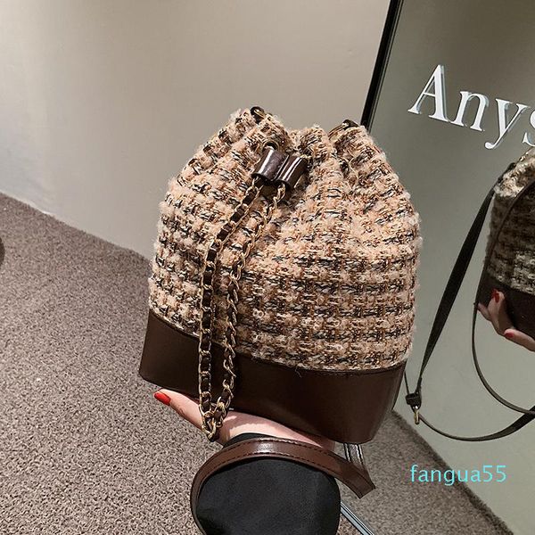 evening bags winter style luxury handbags women 2021 brand niche woolen cloth bucket crossbody for female wallet
evening bags winter style luxury handbags women 2021 brand niche woolen cloth bucket crossbody for female wallet