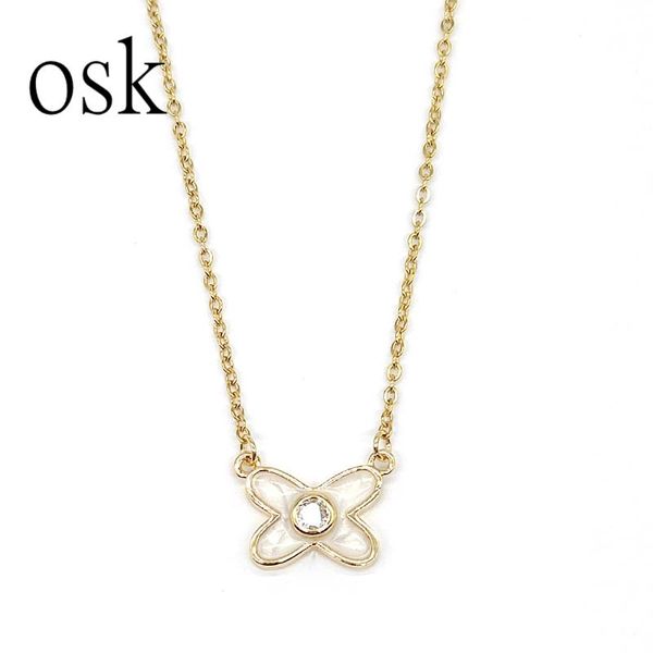 pendant necklaces osk fashion for women's jewelry golden four-leaf flower small exquisite gift, Silver
pendant necklaces osk fashion for women's jewelry golden four-leaf flower small exquisite gift, Silver