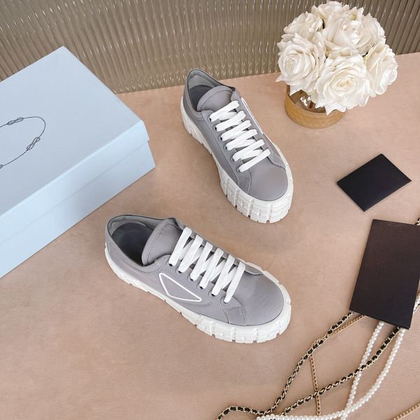designer fashion trend women's shoes, solid color triangle printing, dynamic and versatile, comfortable , wear-resistant,, Black
designer fashion trend women's shoes, solid color triangle printing, dynamic and versatile, comfortable , wear-resistant,, Black