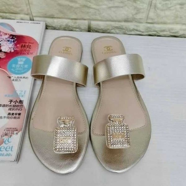 sandals women's summer fashion wear european and american new flat heel flat slippers women's foreign trade non slip clip toe beac, Black
sandals women's summer fashion wear european and american new flat heel flat slippers women's foreign trade non slip clip toe beac, Black