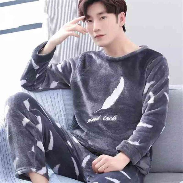 winter warm flannel pajamas sets male men nightwear plus size sleepwear long pant pijamas 210812, Black;brown
winter warm flannel pajamas sets male men nightwear plus size sleepwear long pant pijamas 210812, Black;brown