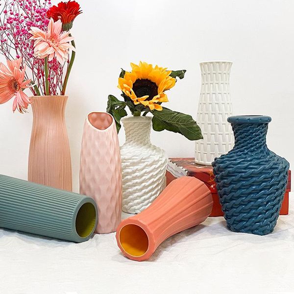 ins plastic vase living room decoration ornaments modern flower vases for home small flowers decor
ins plastic vase living room decoration ornaments modern flower vases for home small flowers decor