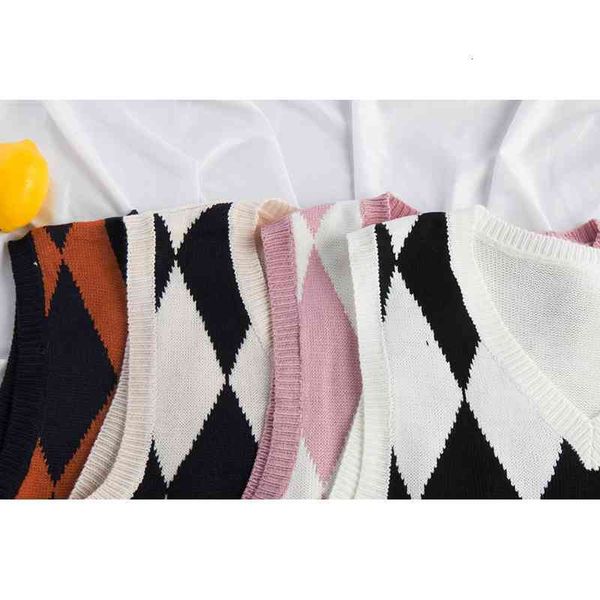 Women's Sweaters Women Vintage Plaid Sweater Fashion Spring Autumn V Neck Sleeveless Vest Female Casual Pullover Top Knitted Y7K7, White;black
Women's Sweaters Women Vintage Plaid Sweater Fashion Spring Autumn V Neck Sleeveless Vest Female Casual Pullover Top Knitted Y7K7, White;black