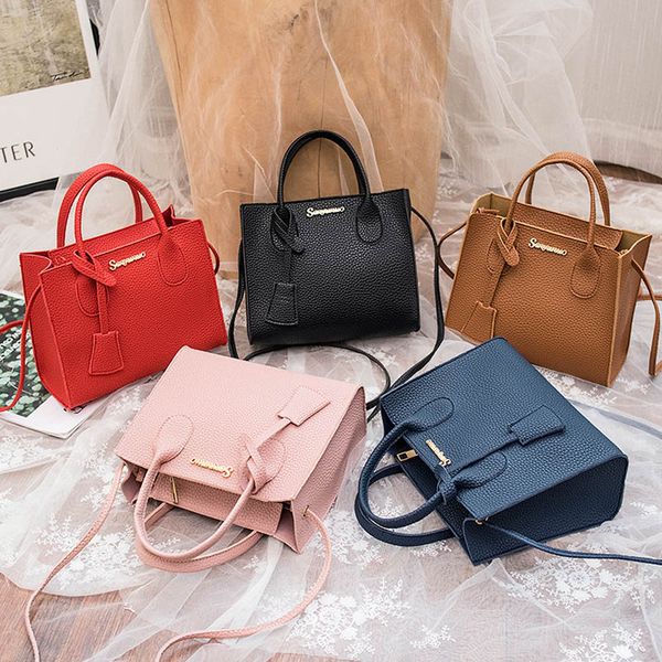 woman crossbody bag small design simple leather shoulder bags for women lady hand bags daily satchel purse mini clutches mmm
woman crossbody bag small design simple leather shoulder bags for women lady hand bags daily satchel purse mini clutches mmm
