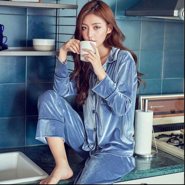 2pcs lot autumn winter women sleepwear pajamas sets satin velvet warm homewear pijama pyjamas suit for, Black;red
2pcs lot autumn winter women sleepwear pajamas sets satin velvet warm homewear pijama pyjamas suit for, Black;red