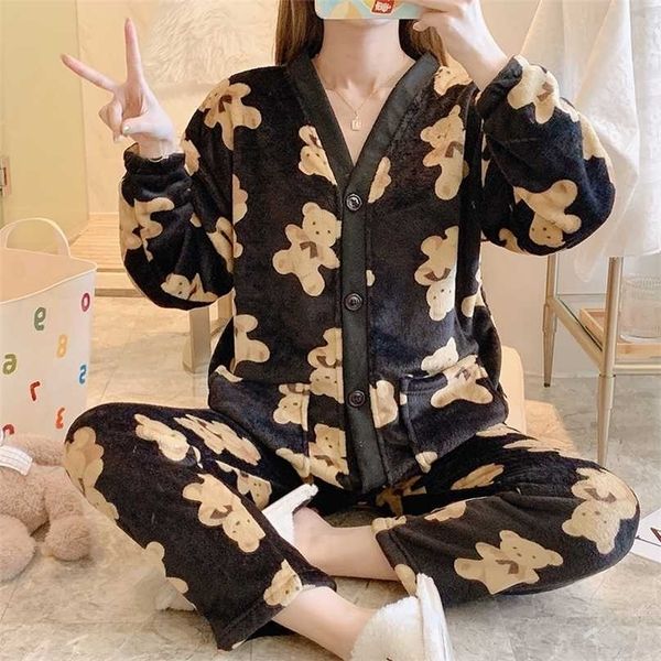 winter pajamas set women sleepwear warm flannel long sleeves cartoon cute bear homewear home suit cardigan 211109, Black;red
winter pajamas set women sleepwear warm flannel long sleeves cartoon cute bear homewear home suit cardigan 211109, Black;red