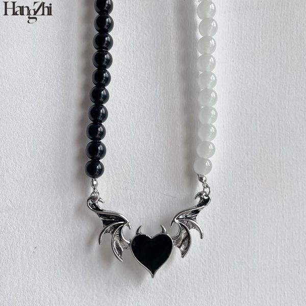 chokers hangzhi 2021 gothic black devil wing heart pendant necklace vintage halloween y2k beaded clavicle for women girls, Golden;silver
chokers hangzhi 2021 gothic black devil wing heart pendant necklace vintage halloween y2k beaded clavicle for women girls, Golden;silver