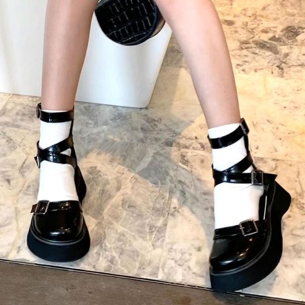 sandals brand platform heels buckles zipper black leisure sweet lolita mary janes gothic style women summer shoes booties
sandals brand platform heels buckles zipper black leisure sweet lolita mary janes gothic style women summer shoes booties