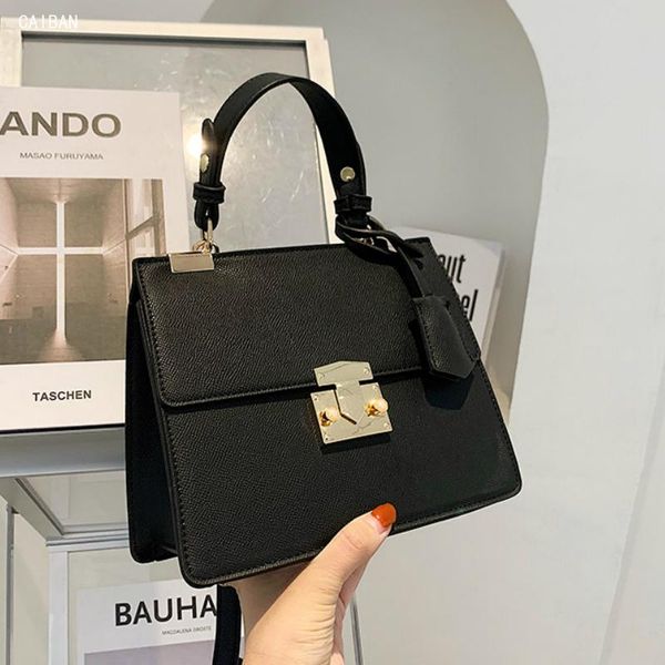 cross body pu leather crossbody shoulder bags for women 2021 chain design luxury hand bagsac a main female bag
cross body pu leather crossbody shoulder bags for women 2021 chain design luxury hand bagsac a main female bag