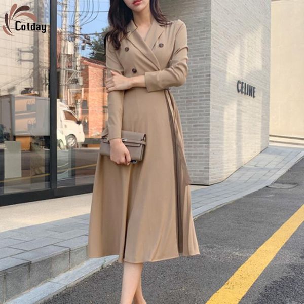 casual dresses cotday pleated chic double breasted turn-down collar belted long sleeve street style 2021 autumn elegant women mid dress, Black;gray
casual dresses cotday pleated chic double breasted turn-down collar belted long sleeve street style 2021 autumn elegant women mid dress, Black;gray