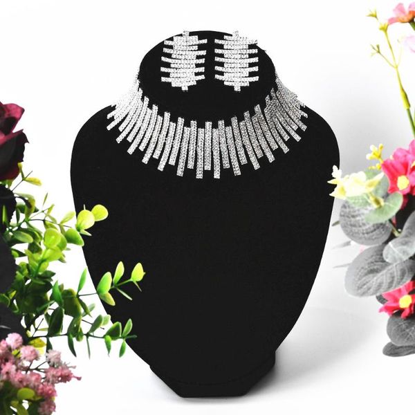 earrings & necklace ladies high jewelry collars and sets gifts luxury shiny rhinestone accessories, Silver
earrings & necklace ladies high jewelry collars and sets gifts luxury shiny rhinestone accessories, Silver