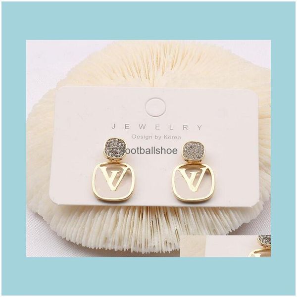 earrings jewelry 18color 18k gold plated luxury brand designer letter stud long earring circle crystal diamond geometric women rhinestone pe, Golden;silver
earrings jewelry 18color 18k gold plated luxury brand designer letter stud long earring circle crystal diamond geometric women rhinestone pe, Golden;silver