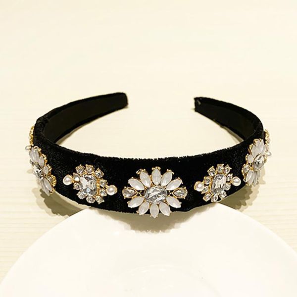 rhinestone headbands for women ethnic wide headband jewelry party vintage headpiece wholesale 20211
rhinestone headbands for women ethnic wide headband jewelry party vintage headpiece wholesale 20211