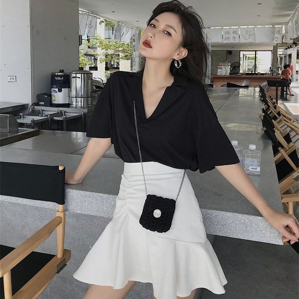 2021 new women's two-piece set, black t-shirt, half sleeve, v-neck, mini tight skirt, casual, sexy, office wear, summer, w3ao
2021 new women's two-piece set, black t-shirt, half sleeve, v-neck, mini tight skirt, casual, sexy, office wear, summer, w3ao