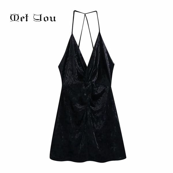 women spring and autumn black velvet v-neck suspender mini dress temperament fashion elegant party dinner met095 casual dresses, Black;gray
women spring and autumn black velvet v-neck suspender mini dress temperament fashion elegant party dinner met095 casual dresses, Black;gray