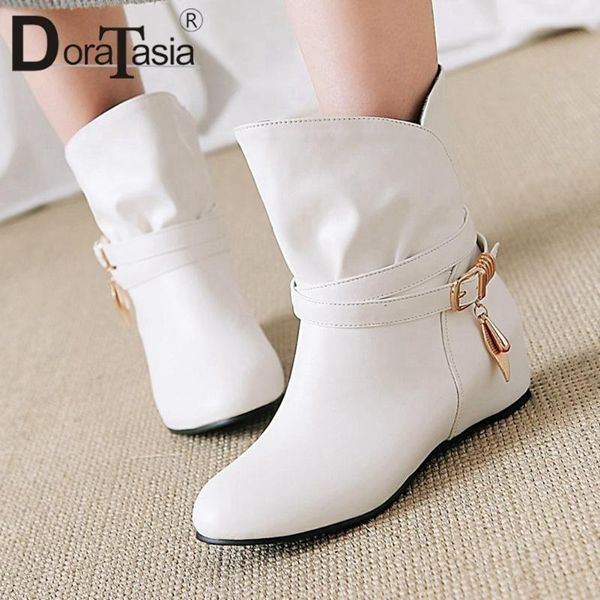 boots doratasia plus size 33-44 female height increasing ankle autumn daily women round toe med heels buckle shoes woman, Black
boots doratasia plus size 33-44 female height increasing ankle autumn daily women round toe med heels buckle shoes woman, Black