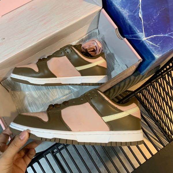 2022 mens womens designer running shoes sneakers shoess low pro qs luxury trainers neakers size 36-46 04
2022 mens womens designer running shoes sneakers shoess low pro qs luxury trainers neakers size 36-46 04