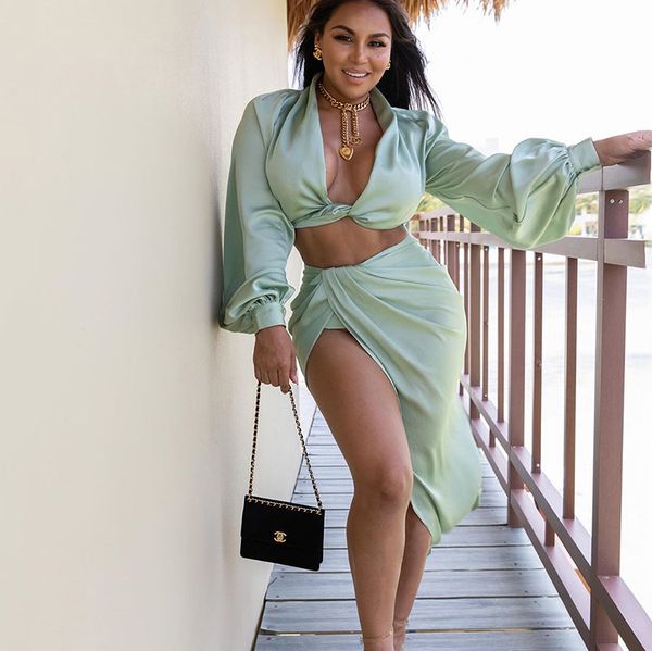 satin two piece set women autumn long lantern sleeve crop high split long skirts 2 piece set green party clothesby air, Black;white
satin two piece set women autumn long lantern sleeve crop high split long skirts 2 piece set green party clothesby air, Black;white