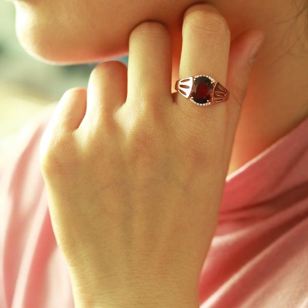 cluster rings mh natural red garnet oval 8*10mm gemstone ring real rose gold 925 sterling silver fine jewelry for woman engagement gift, Golden;silver
cluster rings mh natural red garnet oval 8*10mm gemstone ring real rose gold 925 sterling silver fine jewelry for woman engagement gift, Golden;silver